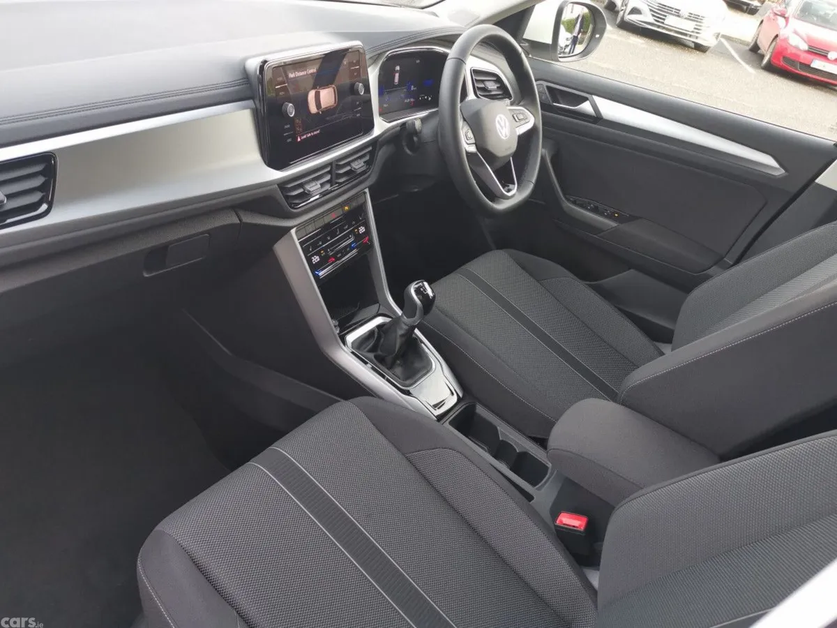 Volkswagen T-Roc SUV, Diesel, 2024, White