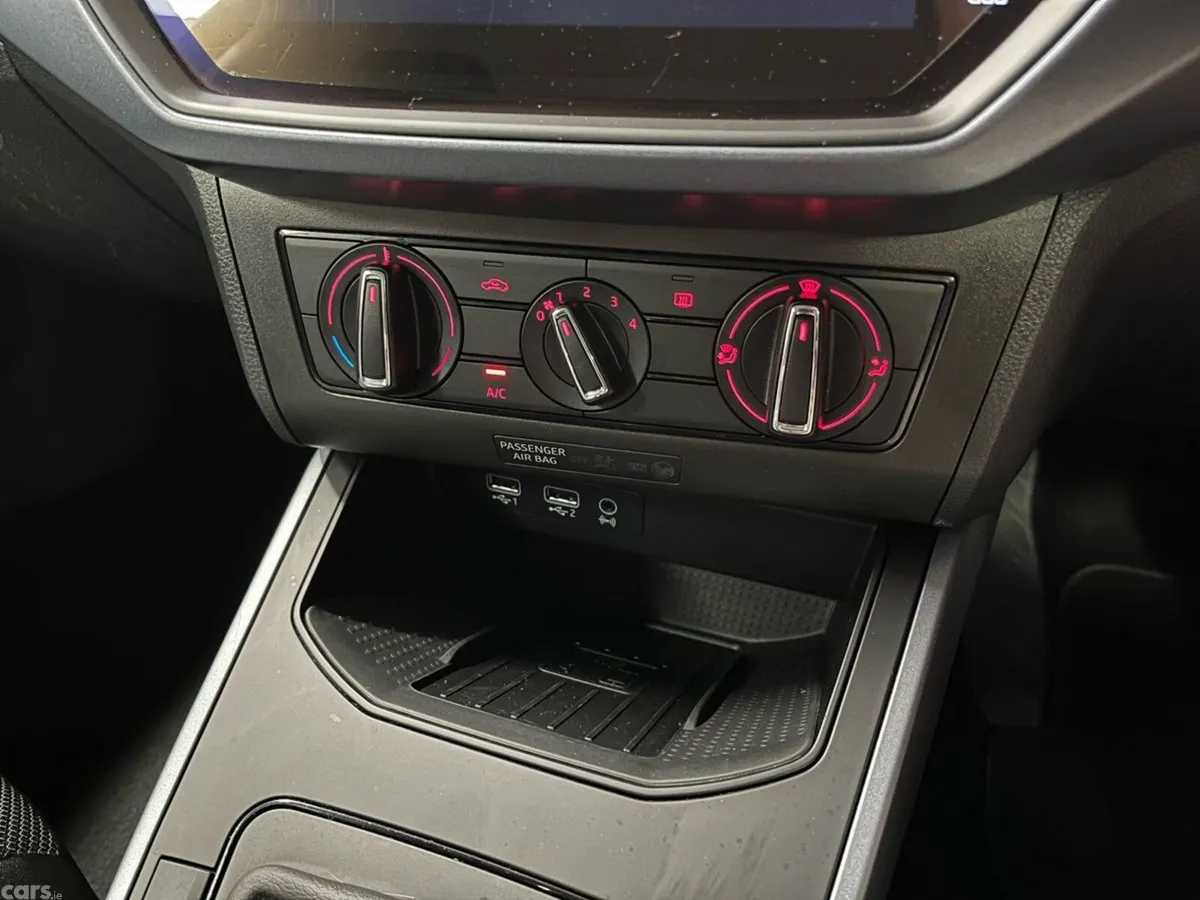 SEAT Arona SUV, Petrol, 2020, Red
