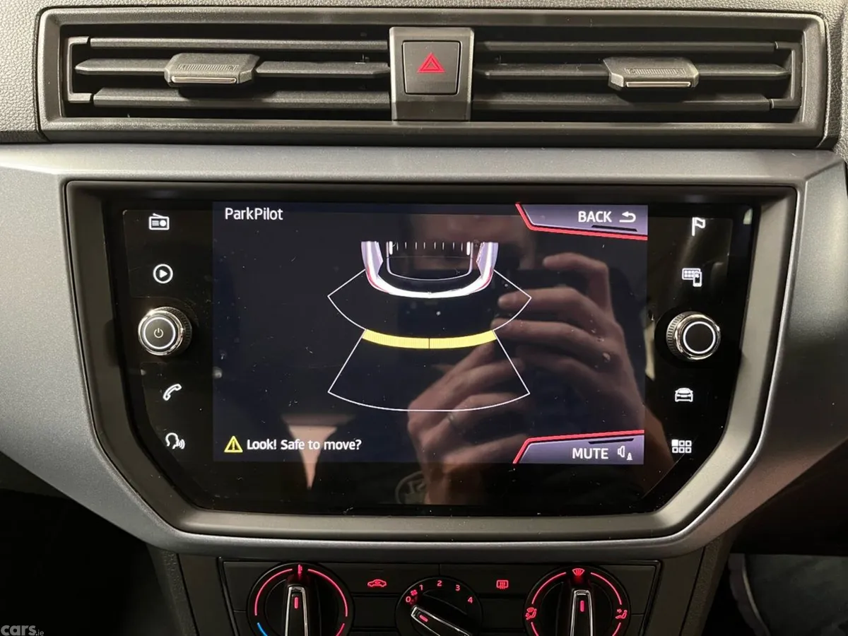 SEAT Arona SUV, Petrol, 2020, Red