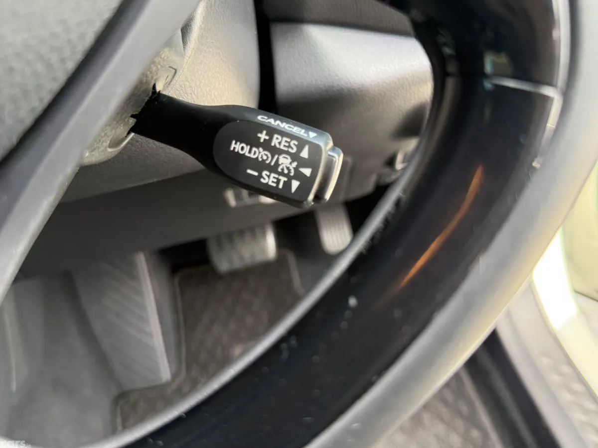 Toyota C-HR Hatchback, Petrol Hybrid, 2018, White