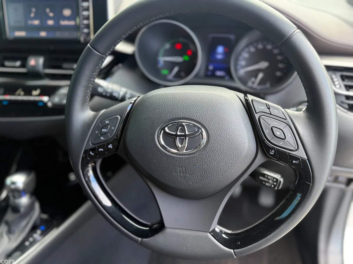 Toyota C-HR Hatchback, Petrol Hybrid, 2018, White
