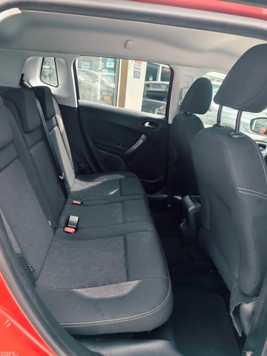 Peugeot 2008 Estate, Diesel, 2017, Red