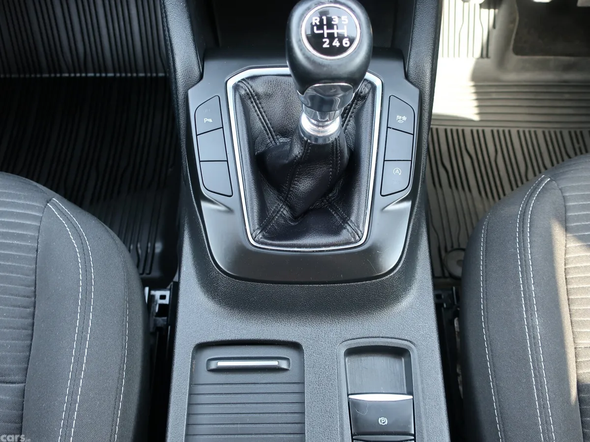 Ford Kuga SUV, Diesel, 2021, Red