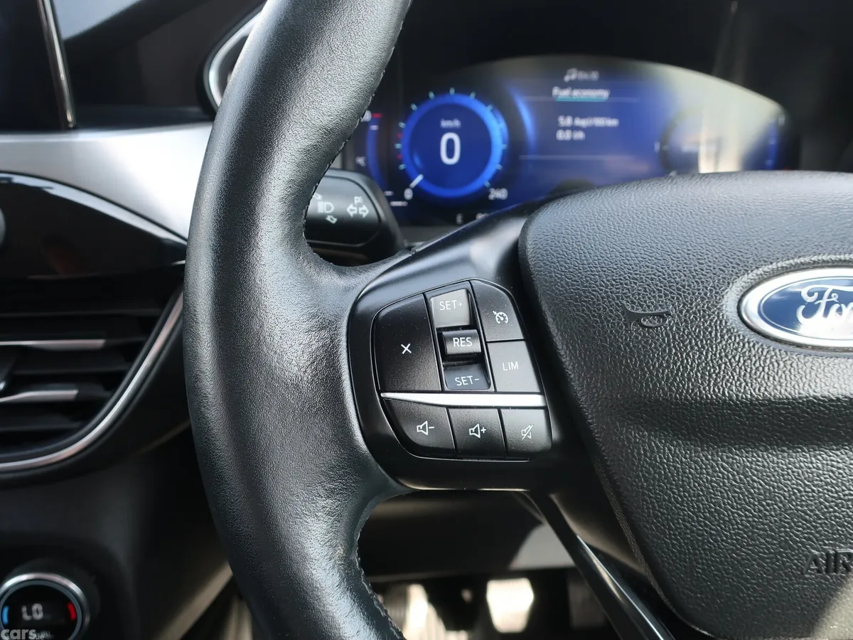 Ford Kuga SUV, Diesel, 2021, Red