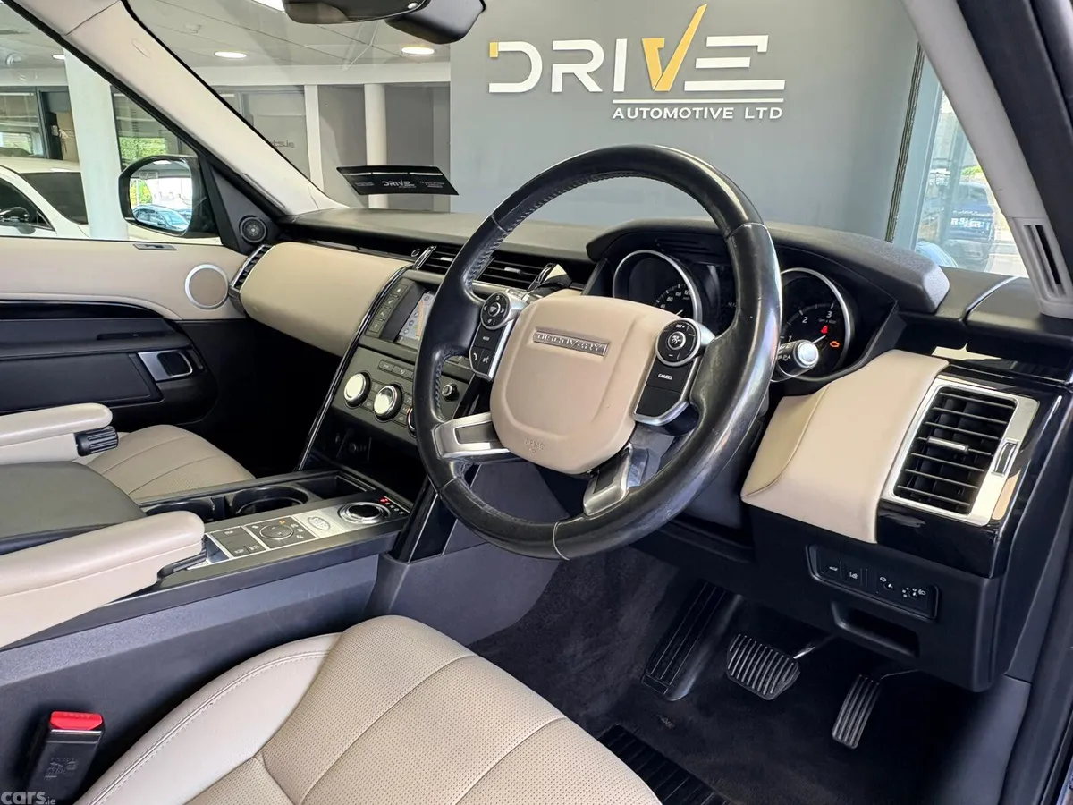 Land Rover Discovery SUV, Diesel, 2017, Black