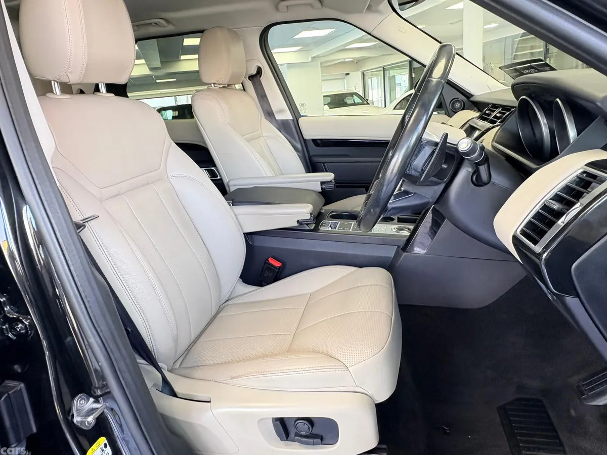 Land Rover Discovery SUV, Diesel, 2017, Black