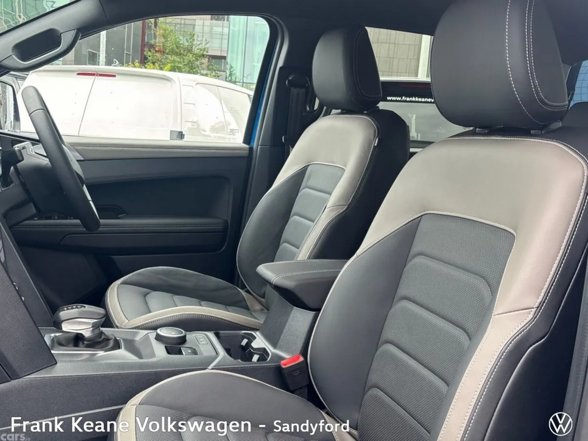 Volkswagen Amarok Pick Up, Diesel, 2027, Blue