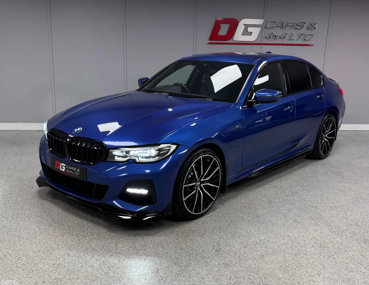 BMW 3-Series Saloon, Petrol Hybrid, 2021, Blue