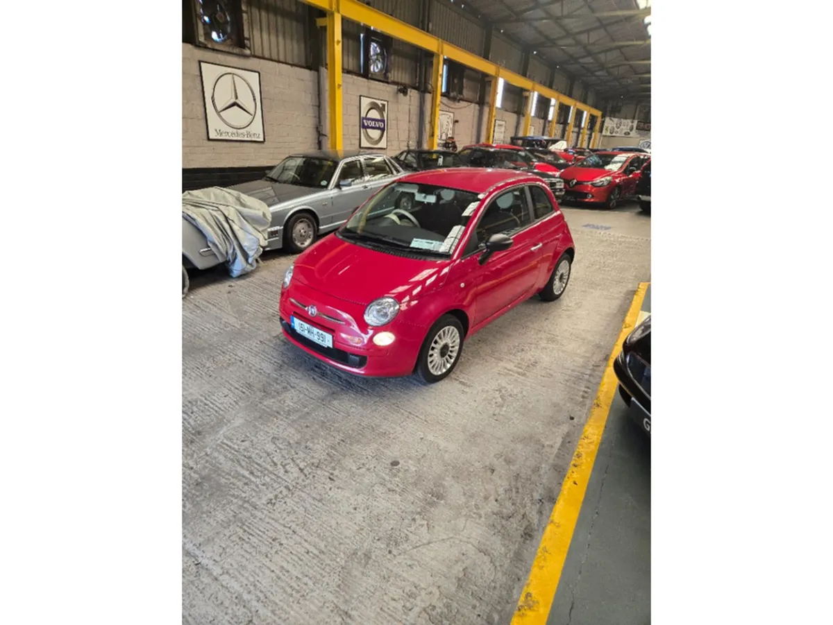 Fiat 500 Hatchback, Petrol, 2015, Red