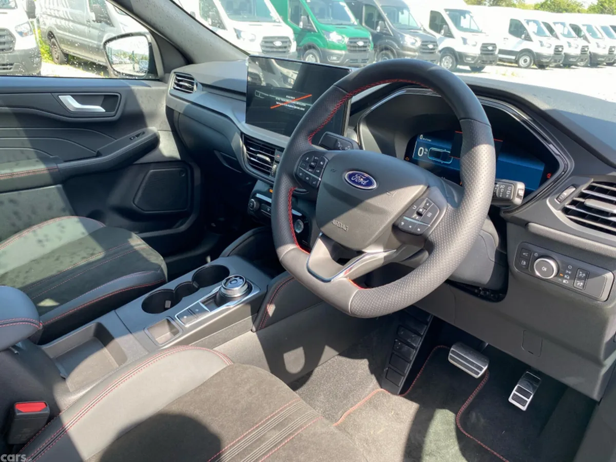 Ford Kuga SUV, Petrol Hybrid, 2026, Green