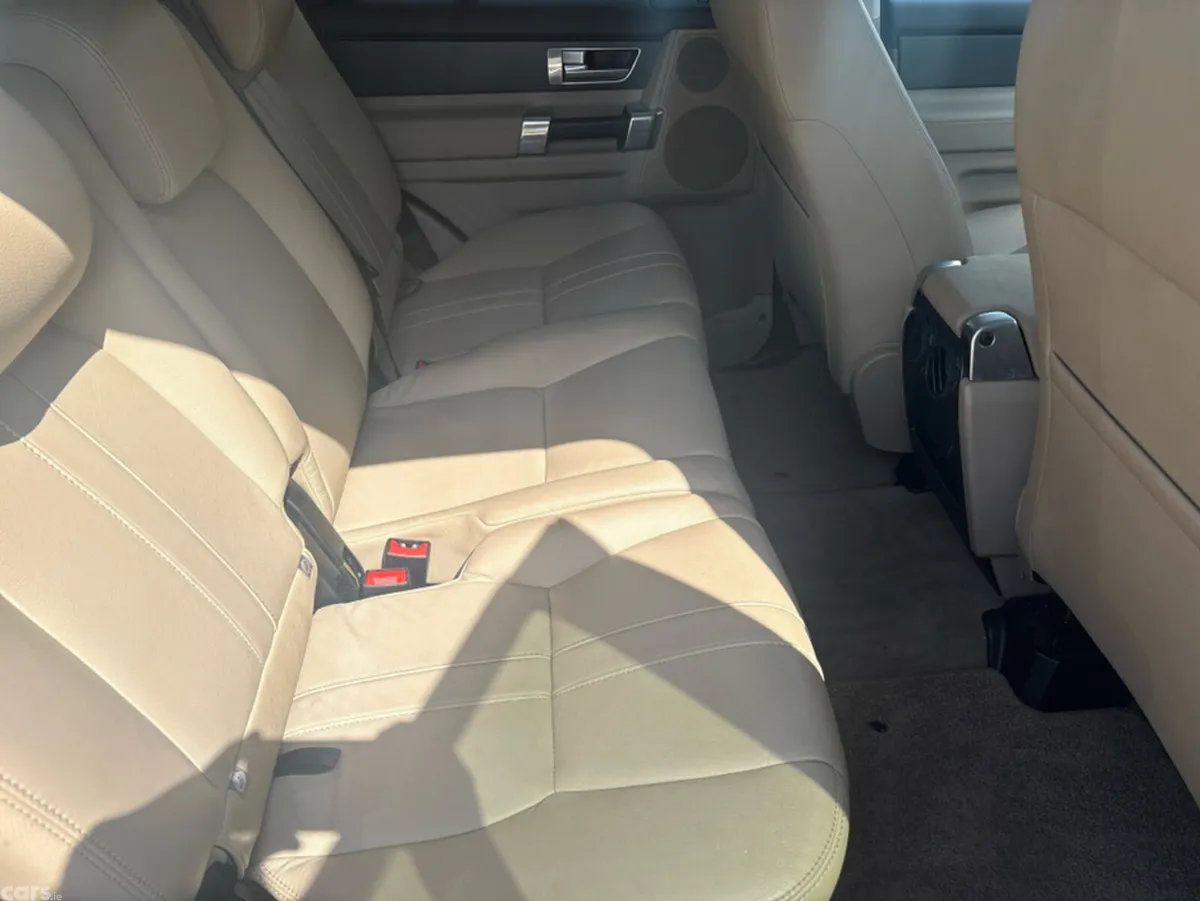 Land Rover Discovery Van, Diesel, 2015, Grey