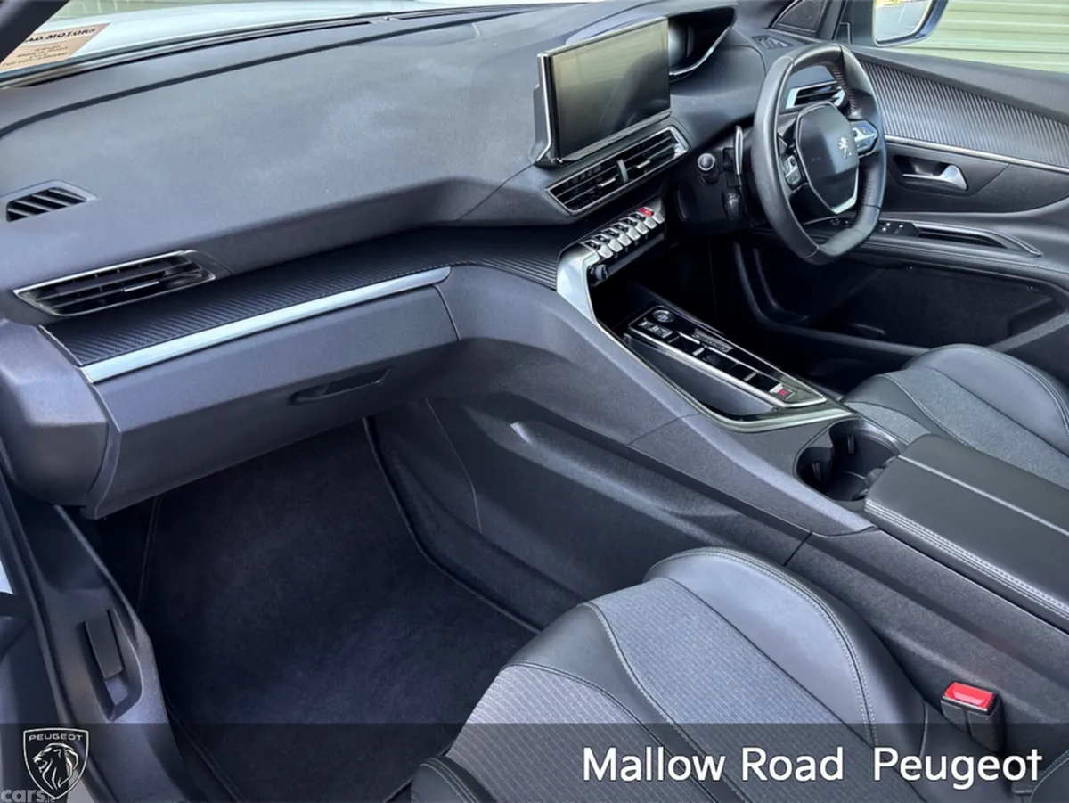 Peugeot 5008 SUV, Diesel, 2024, White