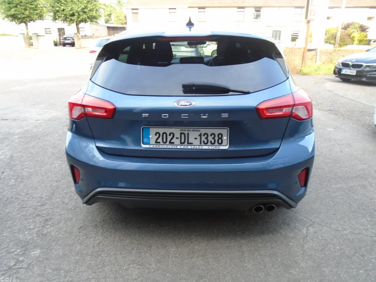 Ford Focus Hatchback, Diesel, 2020, Blue
