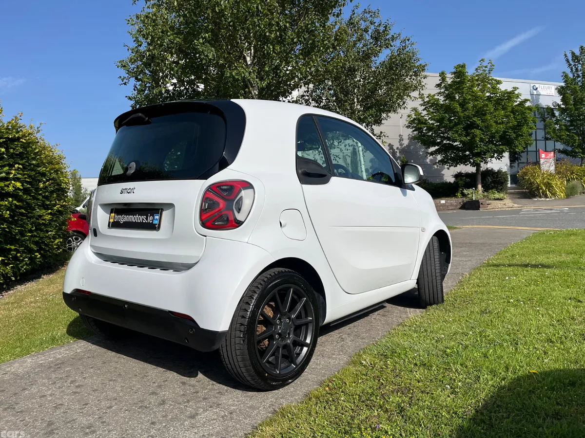 Smart Fortwo Coupe, Electric, 2022, White