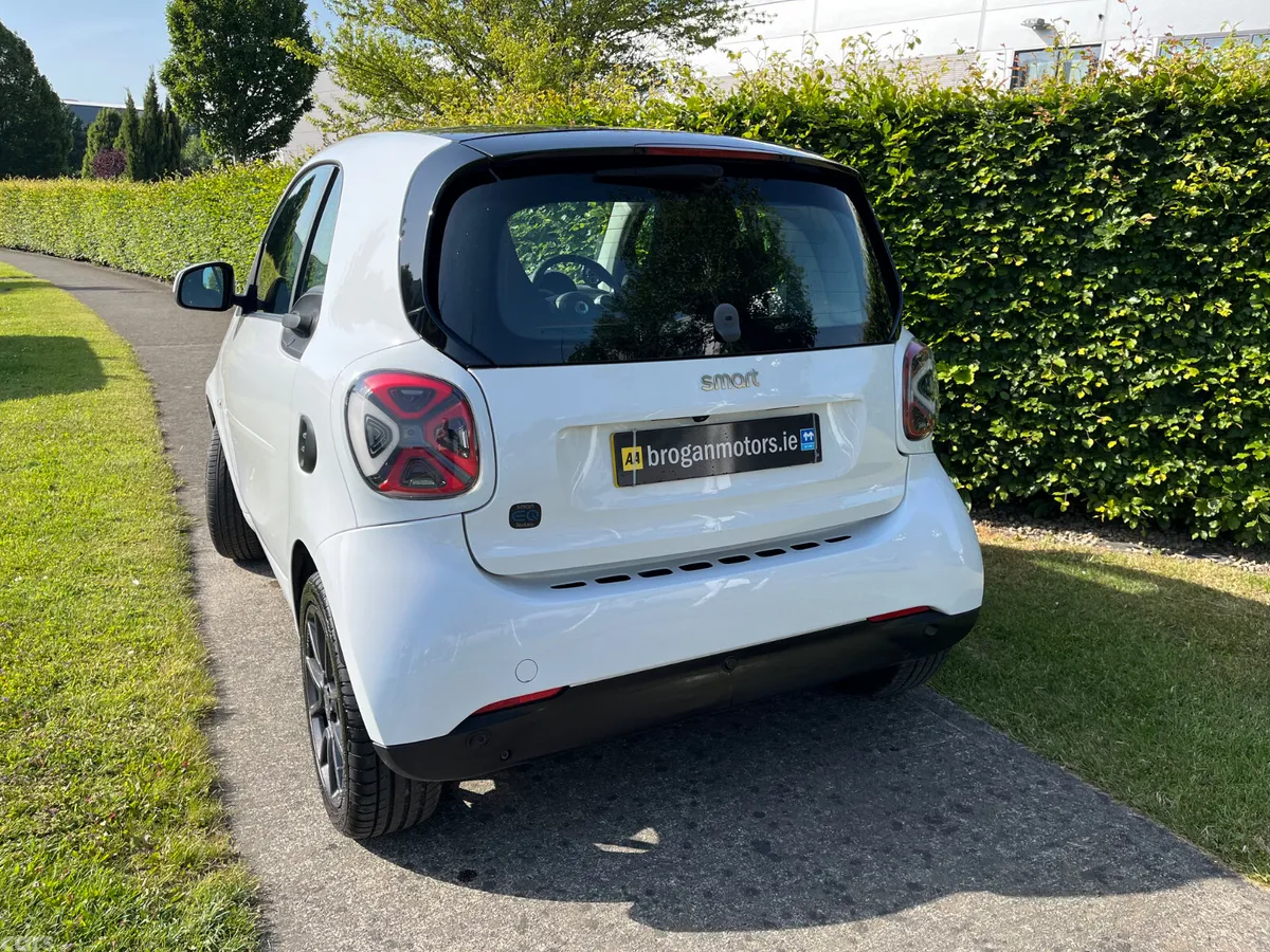 Smart Fortwo Coupe, Electric, 2022, White