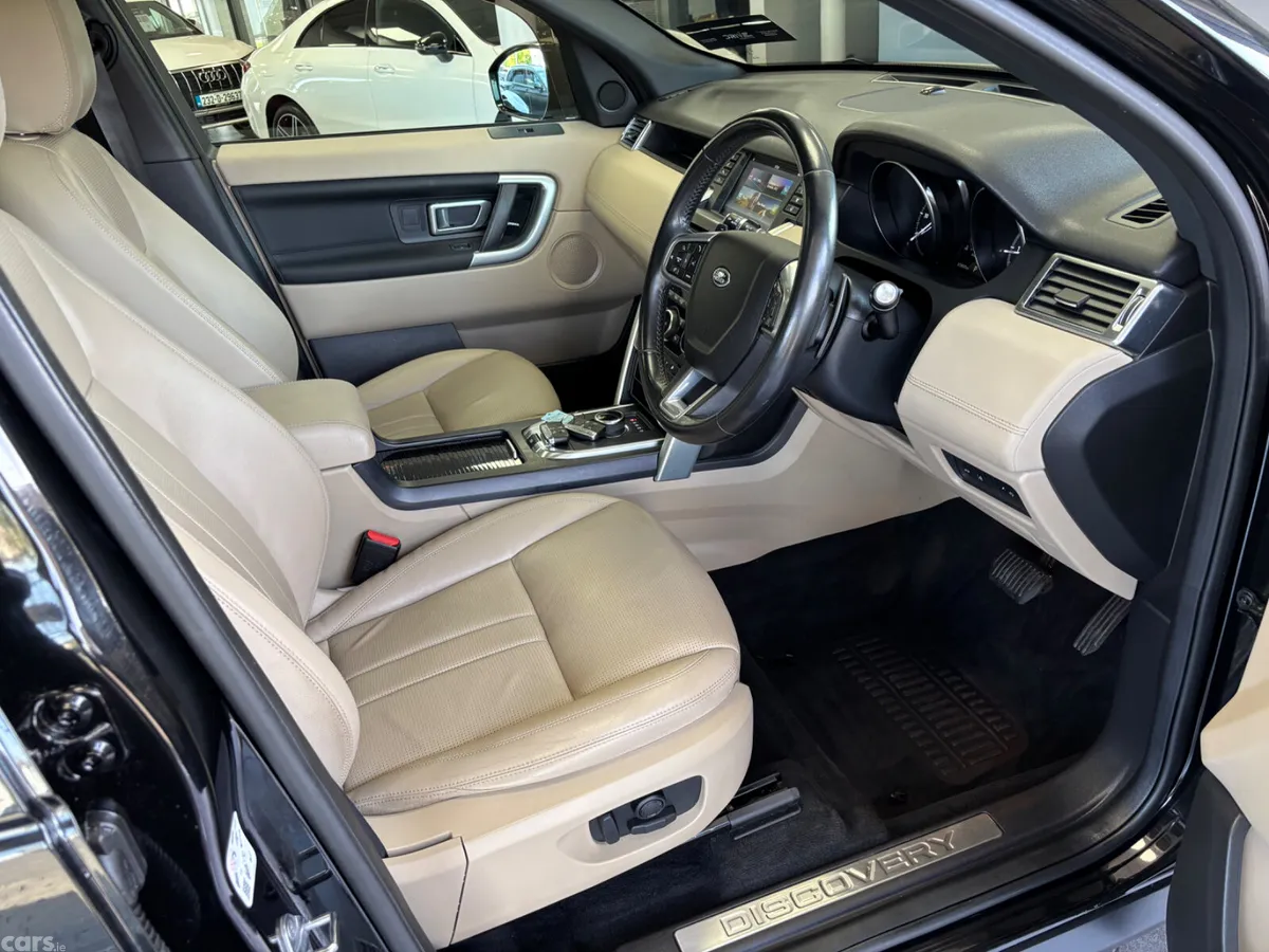 Land Rover Discovery Sport SUV, Diesel, 2018, Black