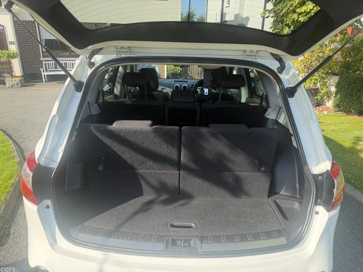 Nissan Qashqai+2 MPV, Diesel, 2012, White