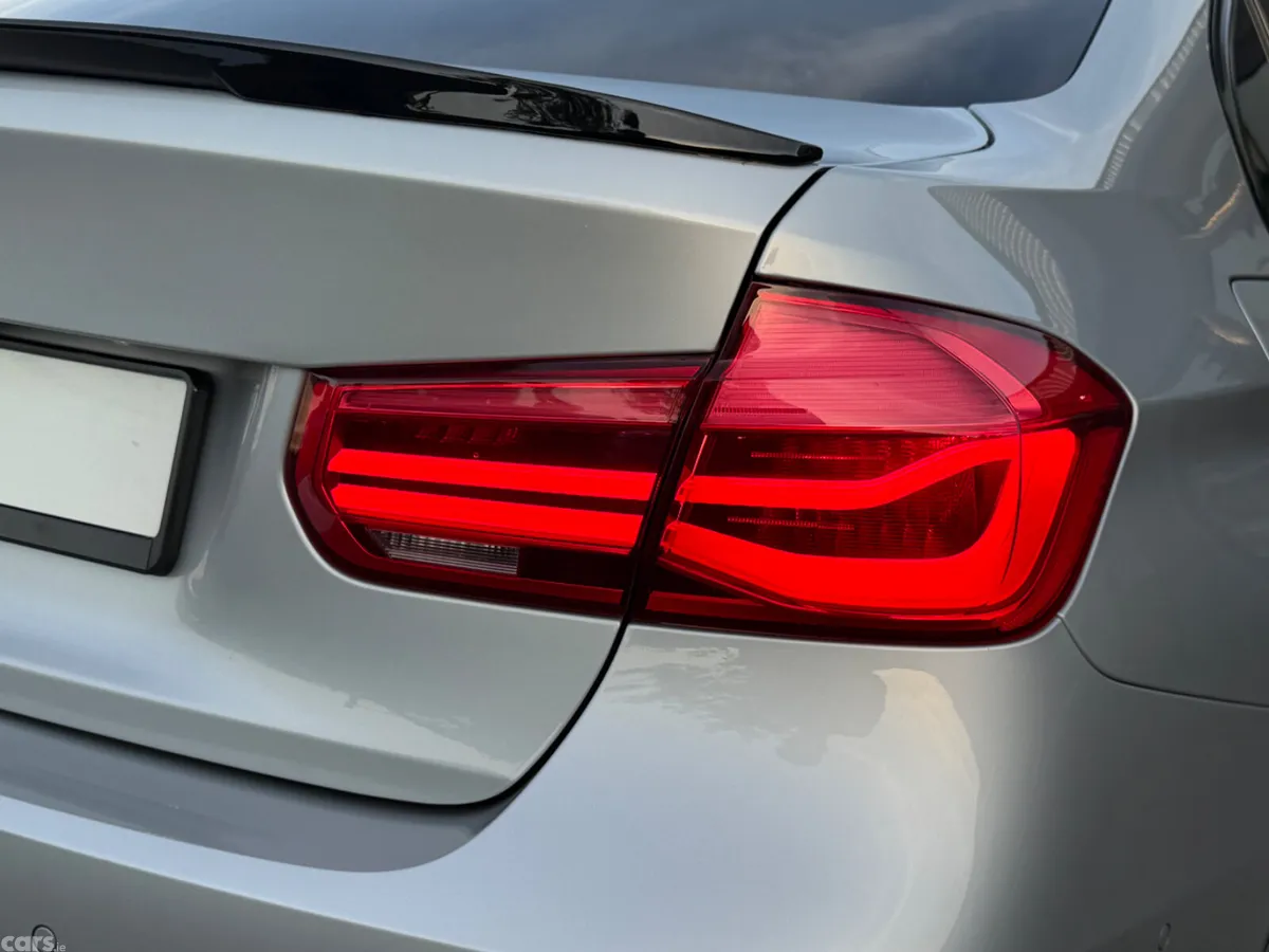 BMW 3-Series Saloon, Diesel, 2018, Silver