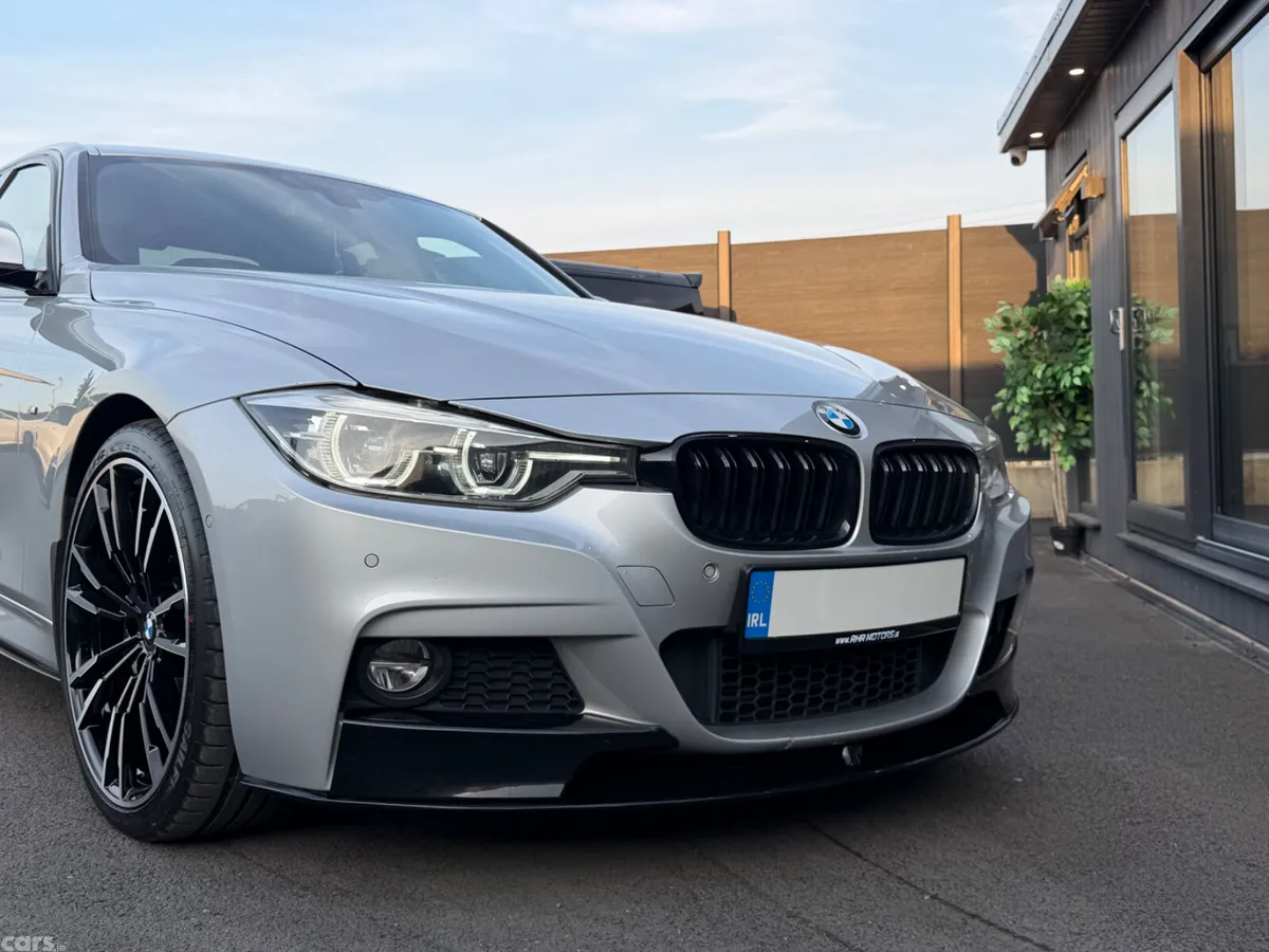 BMW 3-Series Saloon, Diesel, 2018, Silver