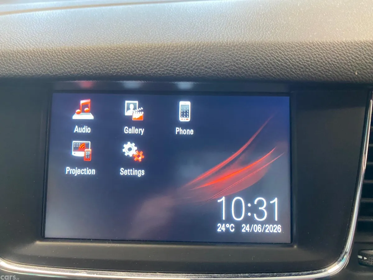 Vauxhall Astra Hatchback, Petrol, 2019, White