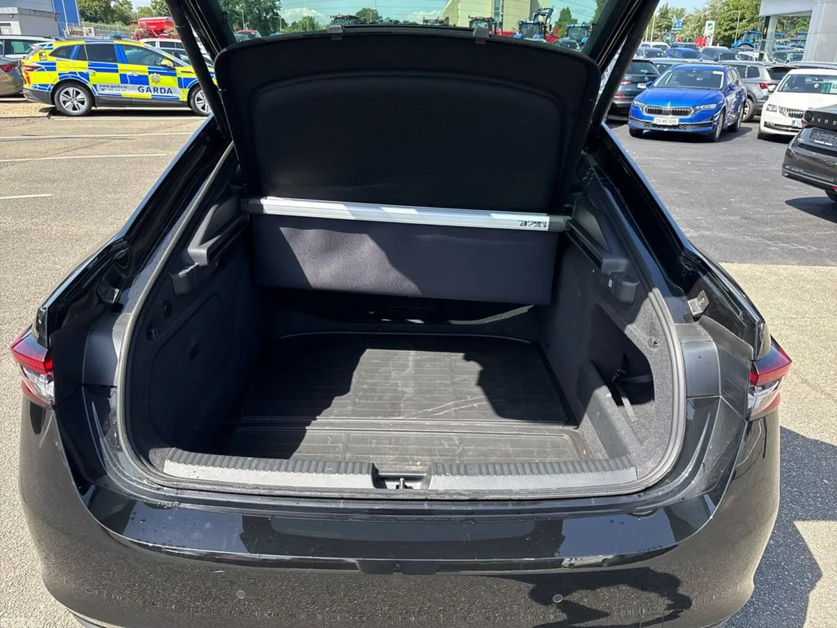 Skoda Superb Saloon, Diesel, 2026, Black