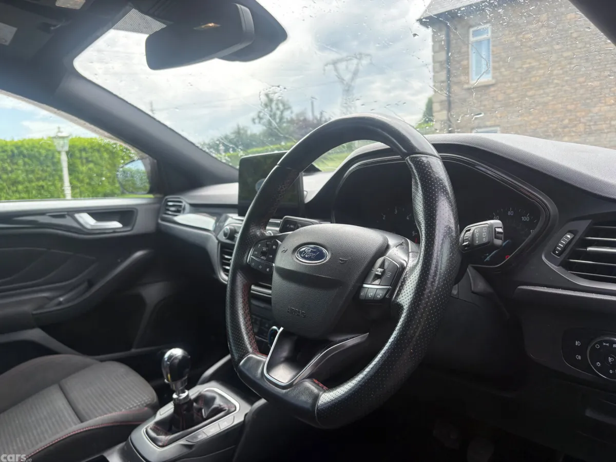 Ford Focus Hatchback, Diesel, 2020, Black