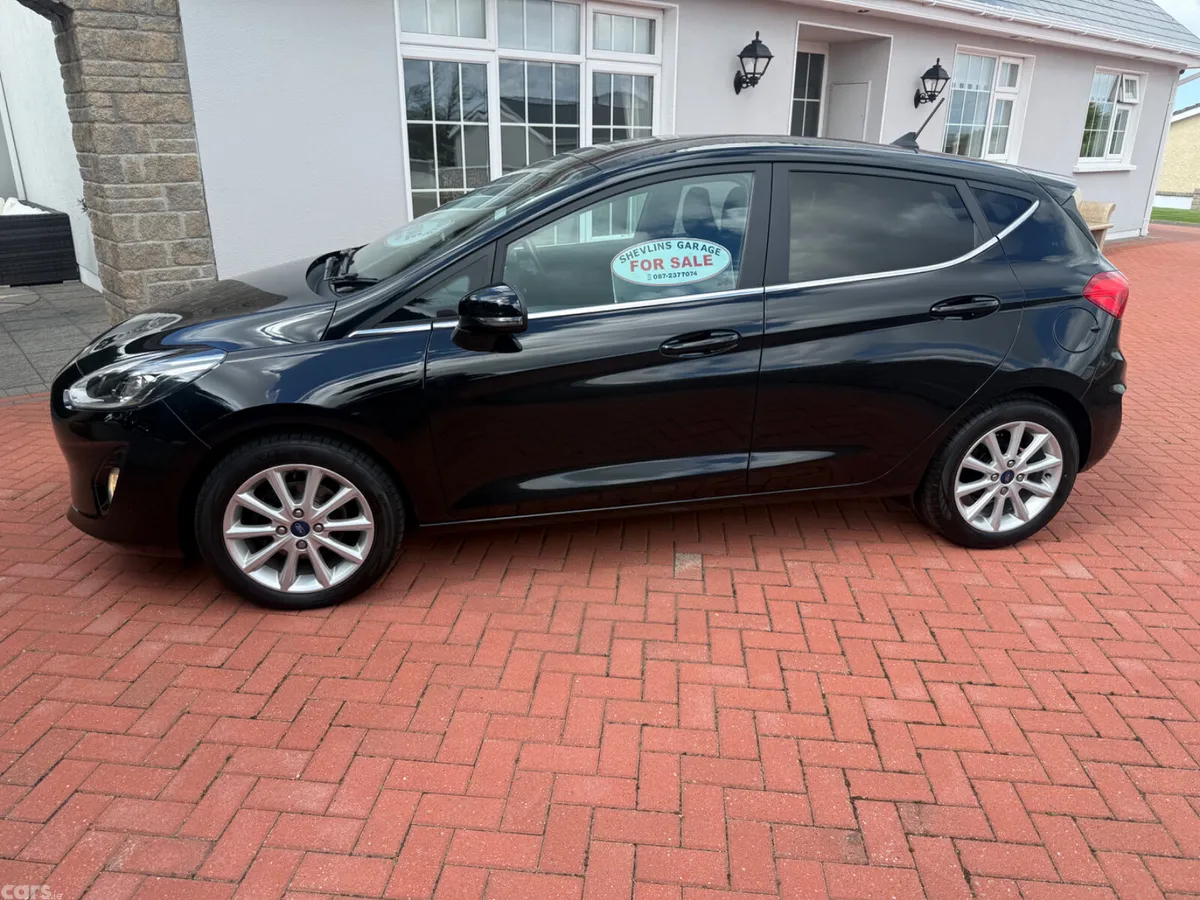 Ford Fiesta Hatchback, Petrol, 2019, Black
