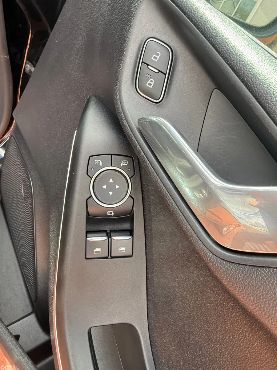 Ford Fiesta Hatchback, Petrol, 2019, Black