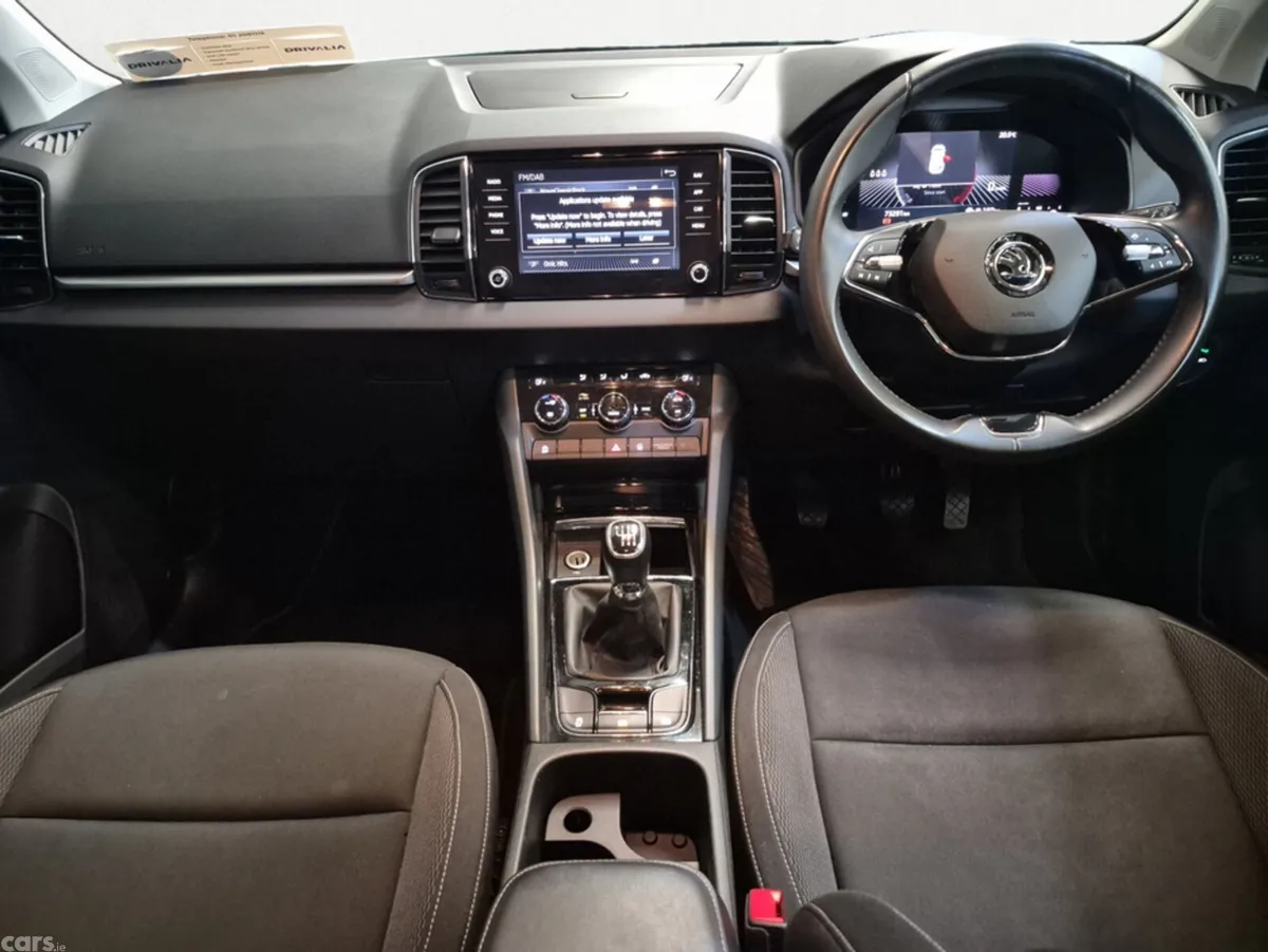 Skoda Karoq SUV, Diesel, 2023, Grey
