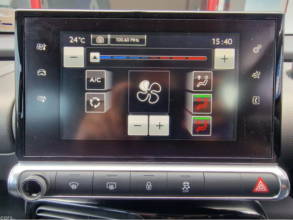 Citroen C4 Cactus Hatchback, Petrol, 2017, Red
