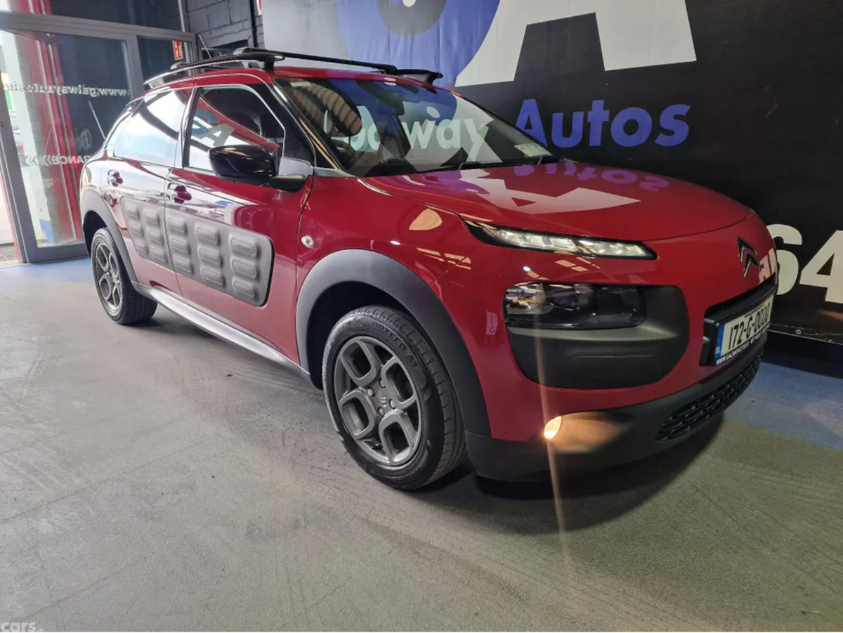 Citroen C4 Cactus Hatchback, Petrol, 2017, Red