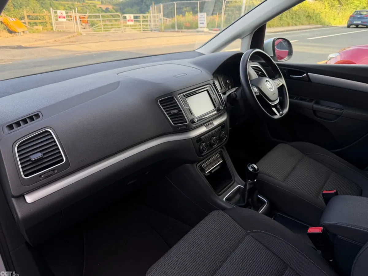 Volkswagen Sharan MPV, Diesel, 2019, Grey