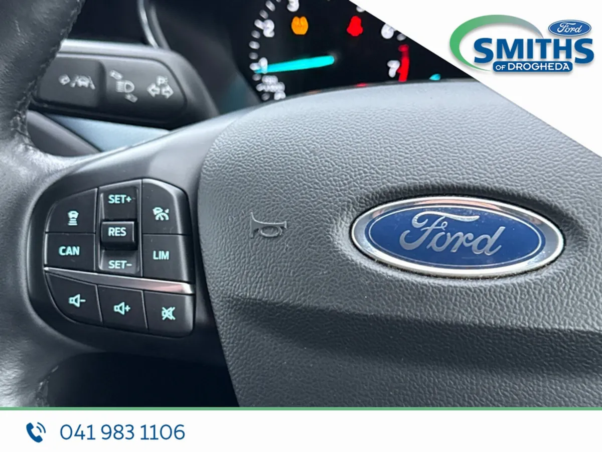 Ford Focus Estate, Petrol, 2021, Red