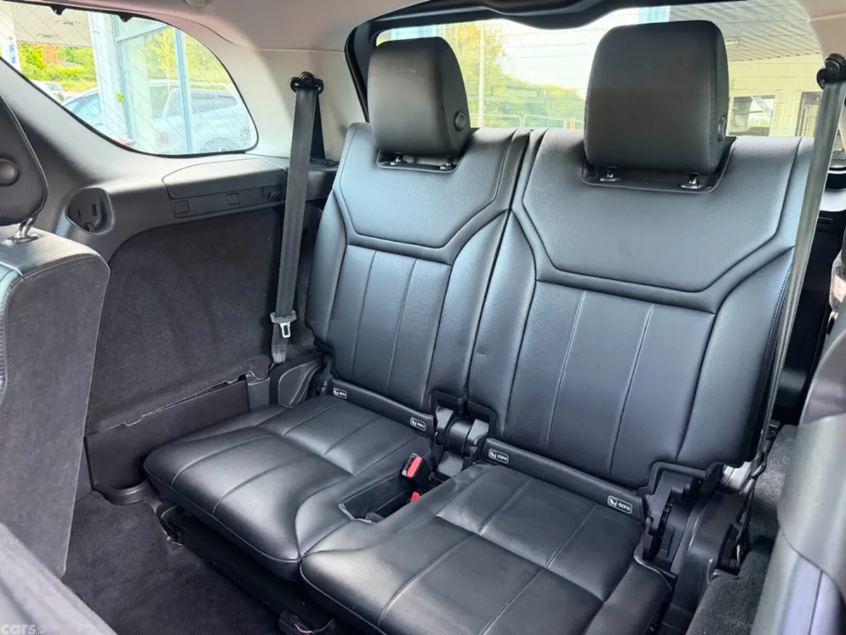 Land Rover Discovery SUV, Diesel, 2018, Black
