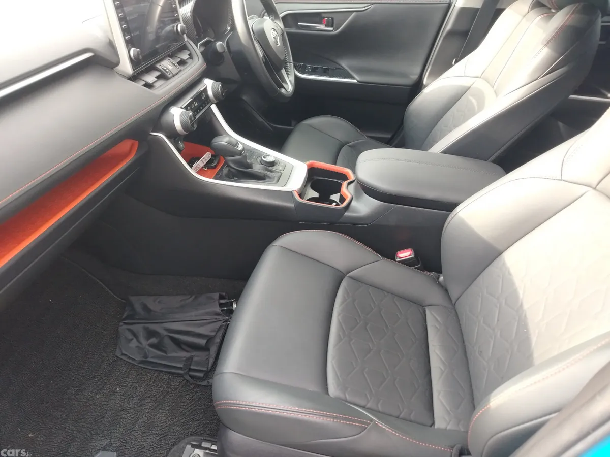 Toyota RAV4 Estate, Petrol, 2021, Blue
