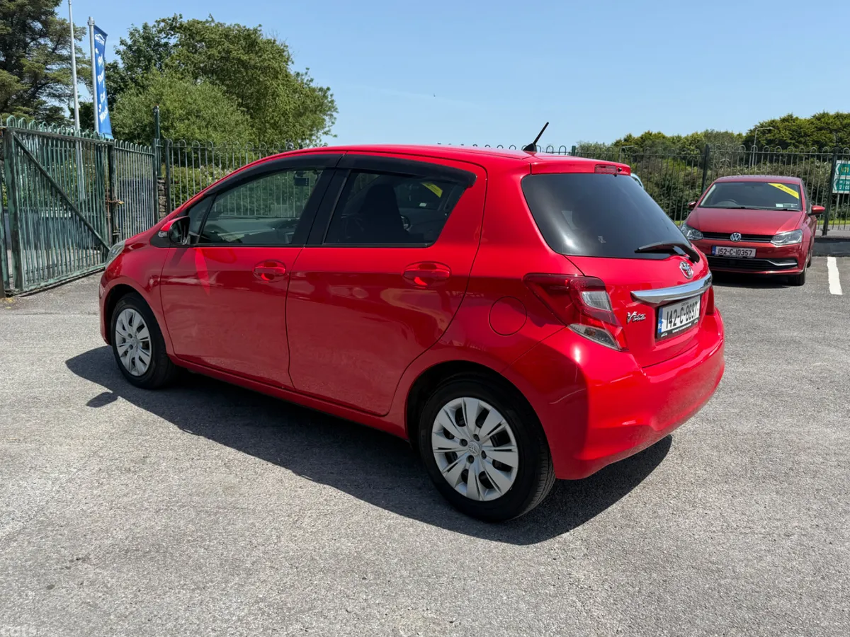 Toyota Vitz Hatchback, Petrol, 2014, Red