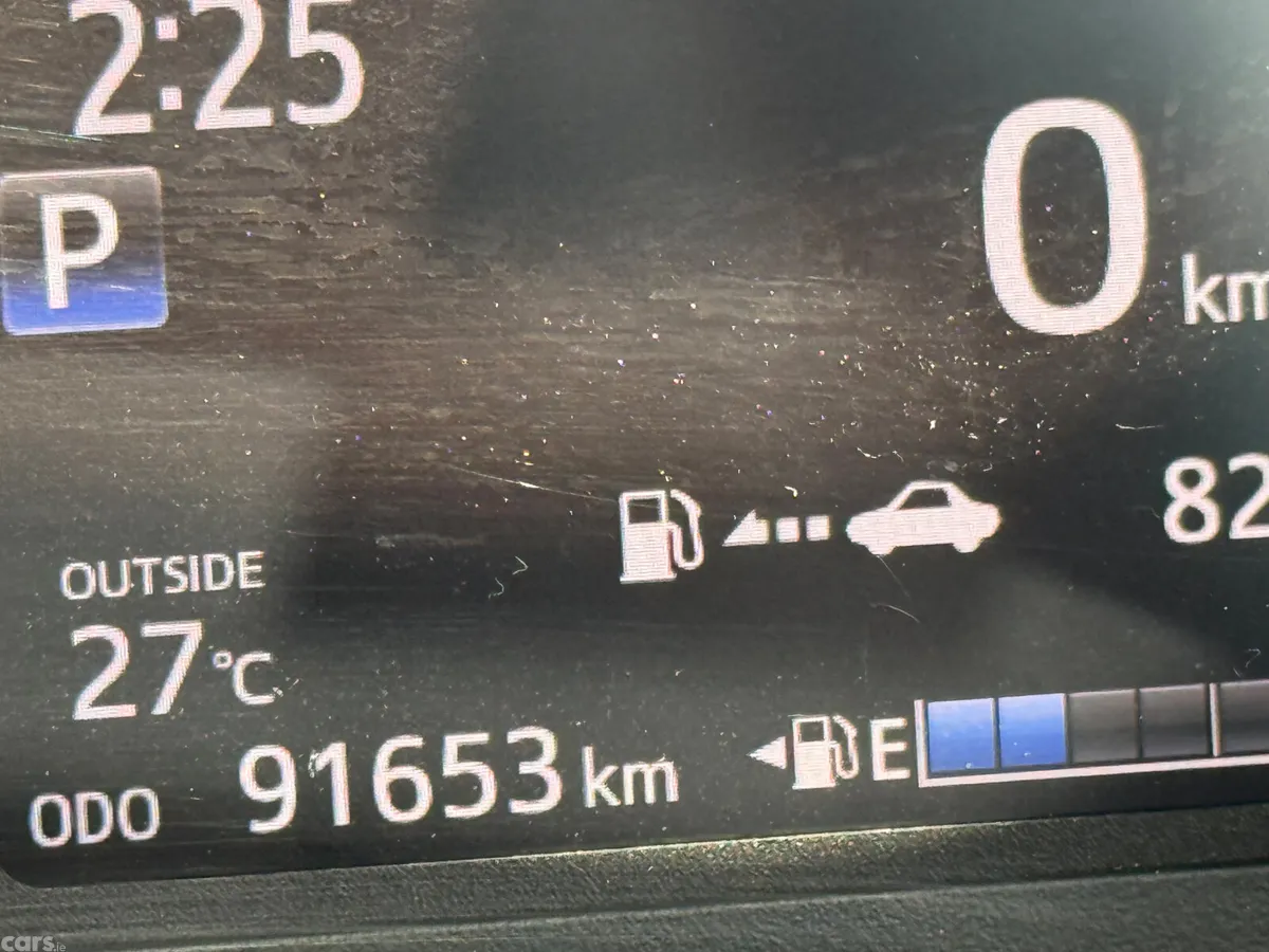Toyota Vitz Hatchback, Petrol, 2014, Red