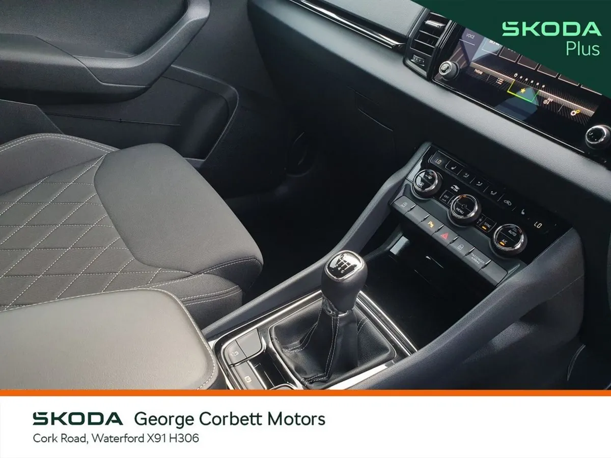 Skoda Karoq SUV, Petrol, 2024, Black