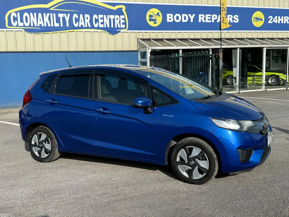Honda Fit Hatchback, Petrol Hybrid, 2015, Blue