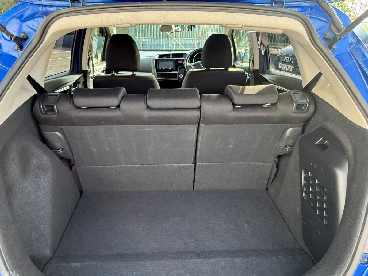 Honda Fit Hatchback, Petrol Hybrid, 2015, Blue