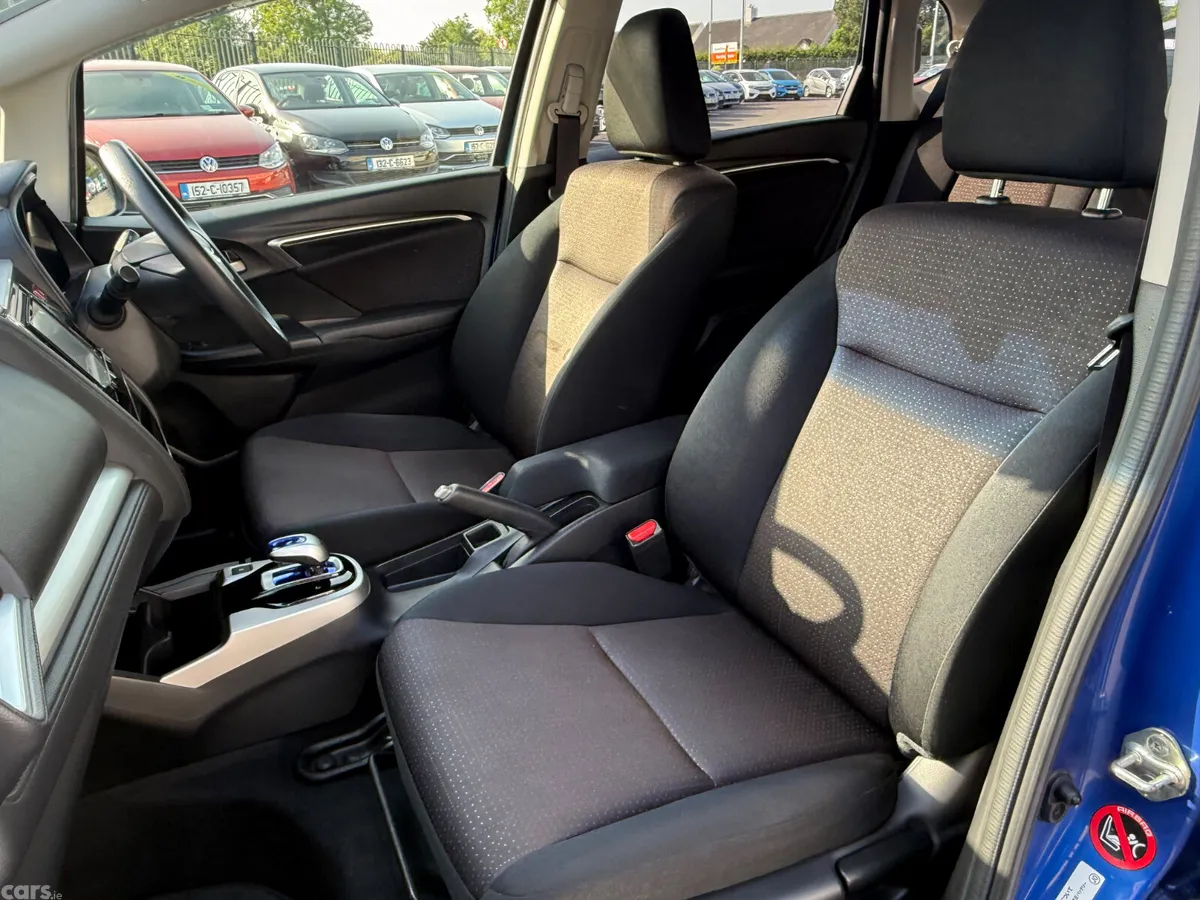 Honda Fit Hatchback, Petrol Hybrid, 2015, Blue