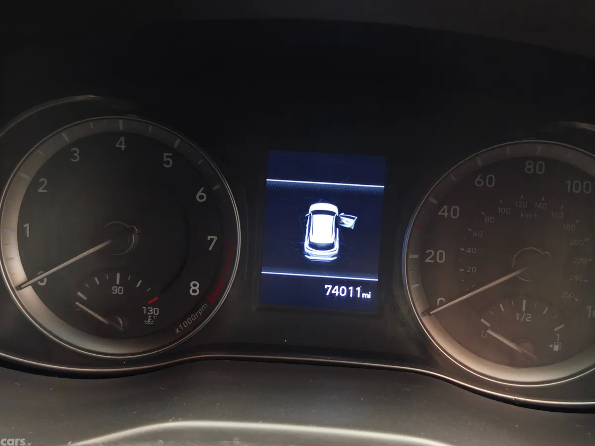 Hyundai KONA Hatchback, Petrol, 2018, Grey