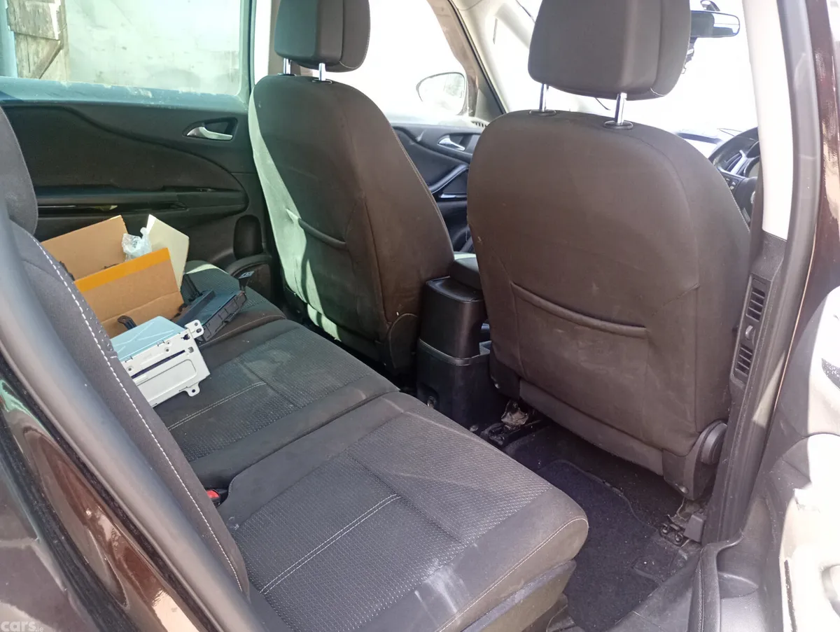 Vauxhall Zafira MPV, Diesel, 2014, Brown