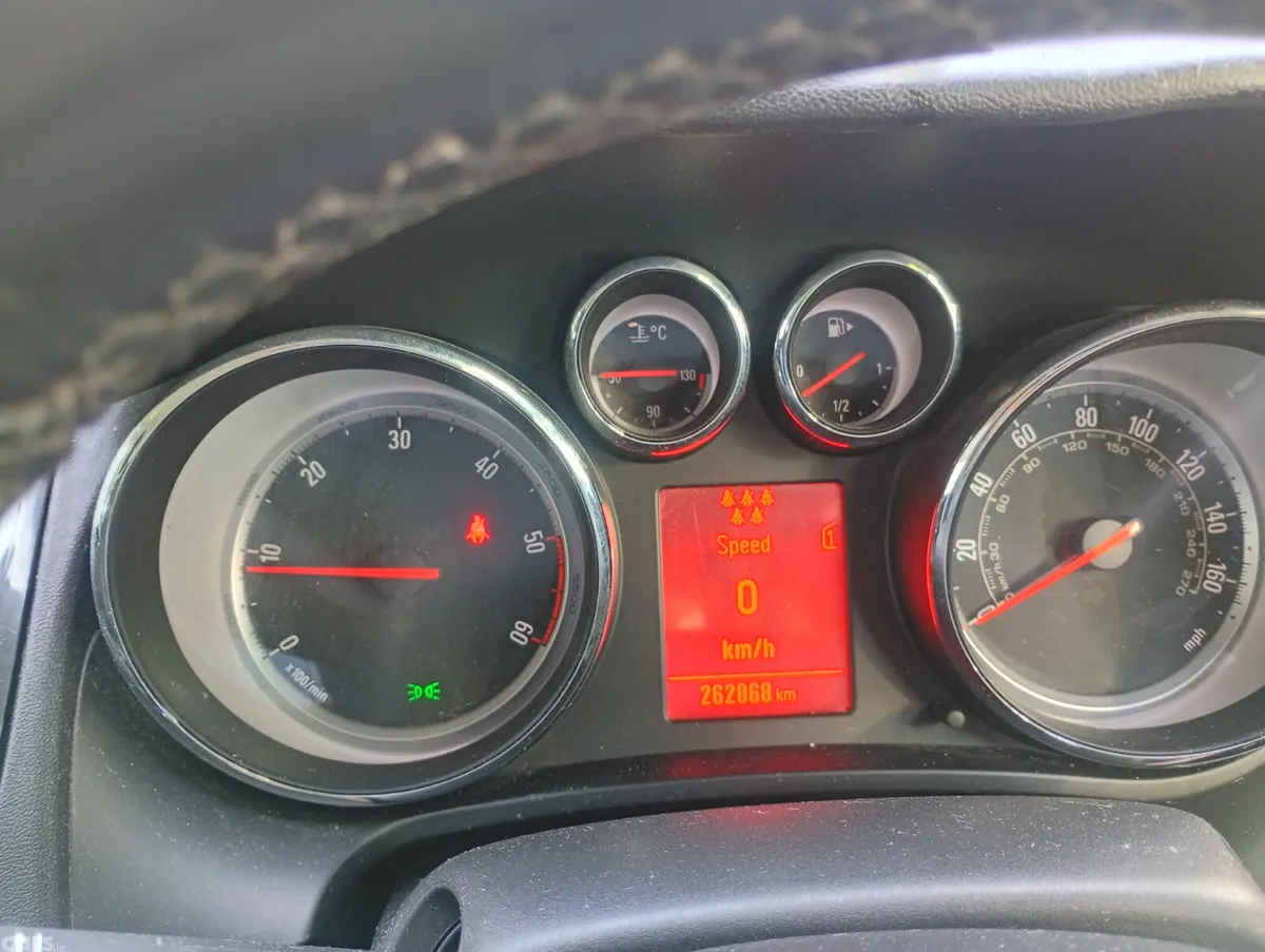 Vauxhall Zafira MPV, Diesel, 2014, Brown