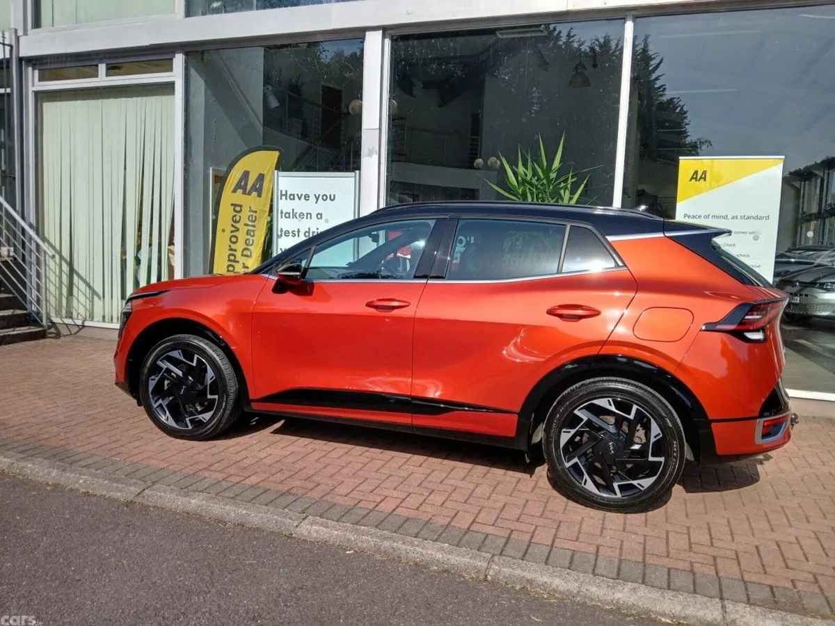 Kia Sportage SUV, Diesel, 2022, Orange
