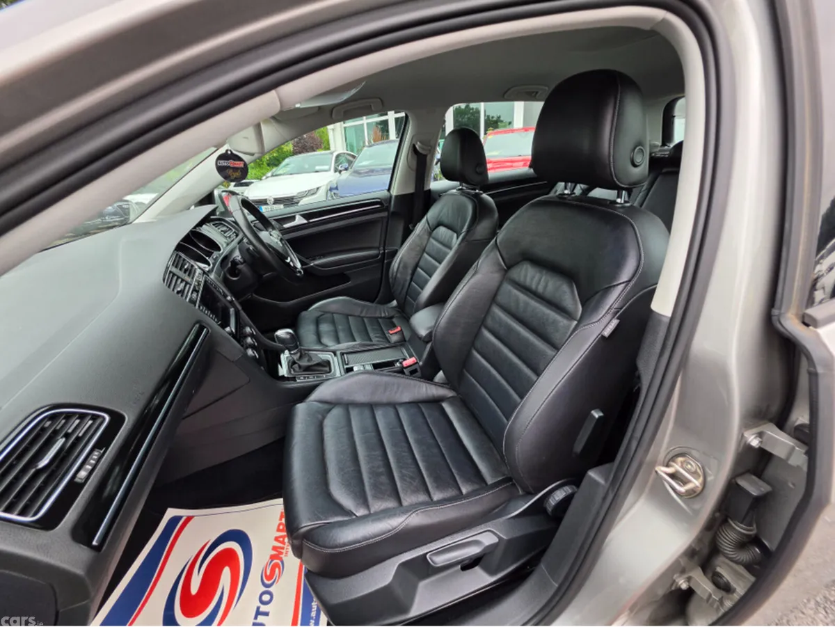 Volkswagen Golf Hatchback, Petrol, 2015, Silver