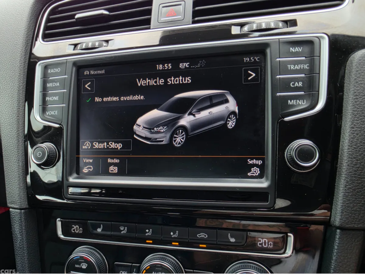 Volkswagen Golf Hatchback, Petrol, 2015, Silver