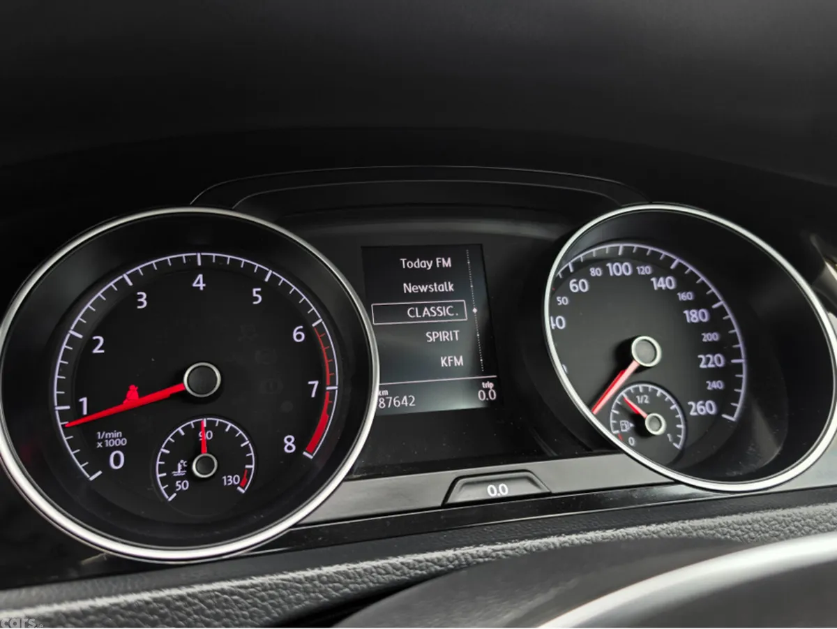 Volkswagen Golf Hatchback, Petrol, 2015, Silver