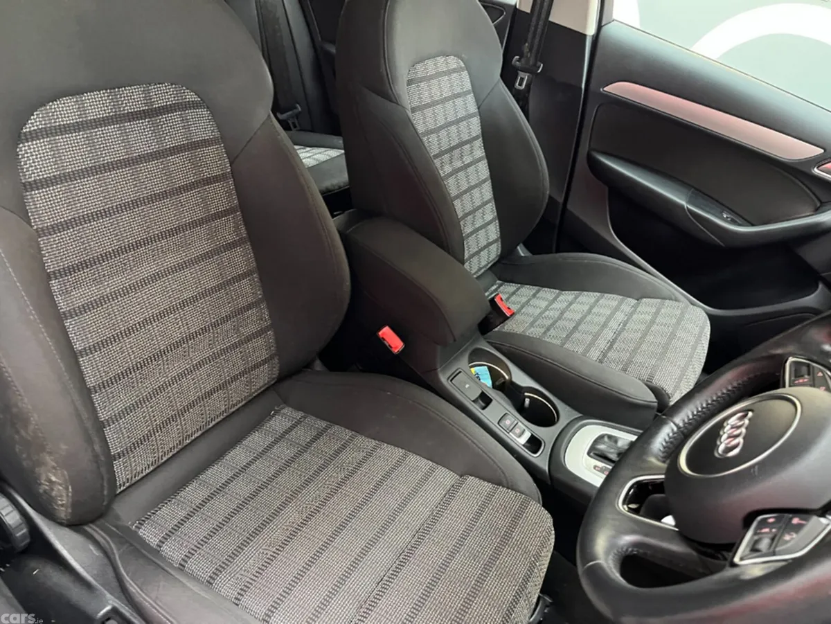 Audi Q3 SUV, Petrol, 2016, White