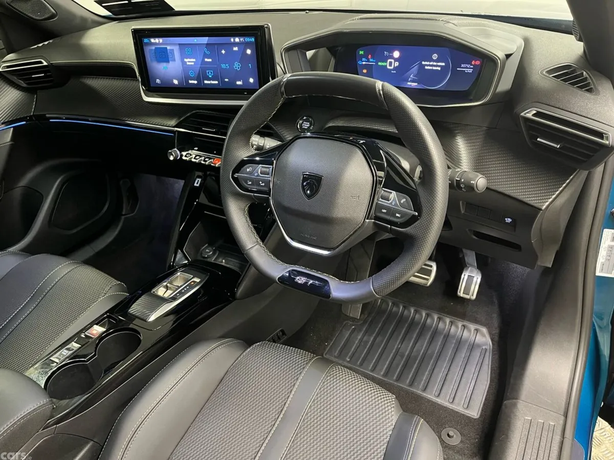 Peugeot 2008 SUV, Electric, 2025, Blue